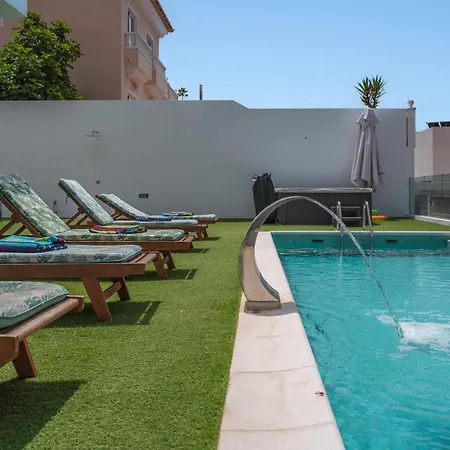 Elegante Y Moderna Miami Адехе