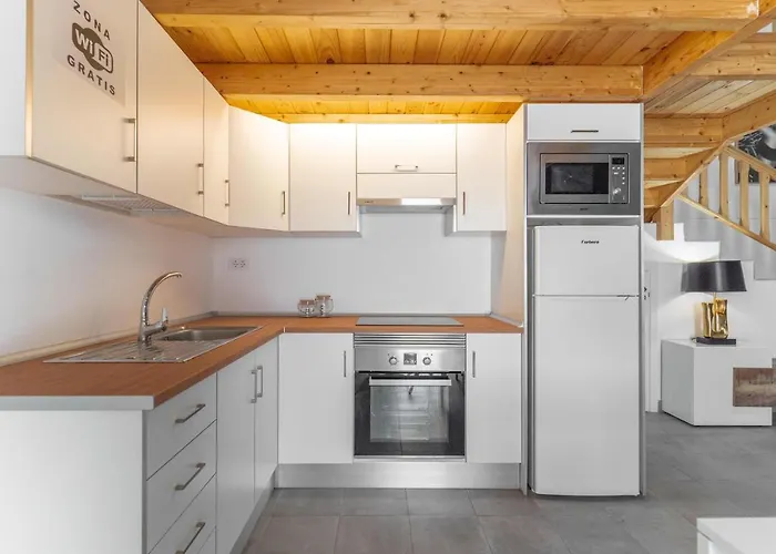 Elegante Y Moderna Miami Адехе